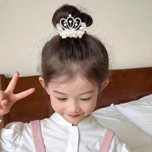 Elegante fermaglio a corona per bambine con perle bianche e strass scintillanti per acconciatura