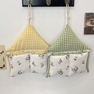 Sacs de rangement muraux à carreaux macaron en forme de maison avec dentelle et fleurs