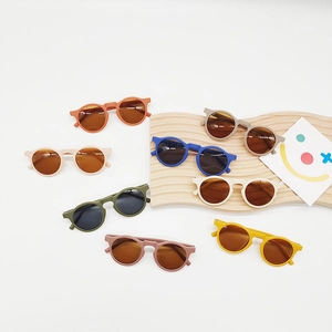 Round Frame Kids Sunglasses Retro Matte Plastic UV Protection Eyewear For Boys And Girls Cute Fashion