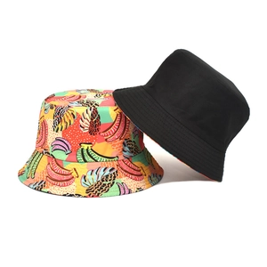 Wende-Anglerhut Set mit schwarzem Design und tropischem Bananenblatt-Print Muster