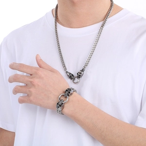 Hip hop skull pendant necklace and bracelet set in polished silver stainless steel