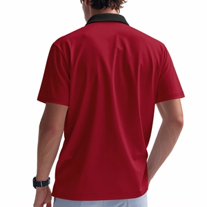 Rückansicht eines Herren-Golf-Poloshirts in Rot mit schwarzem Kragen und atmungsaktivem Stoff