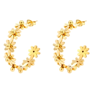 Eleganti orecchini a cerchio a forma di C dorati con motivo floreale per donna