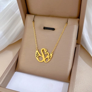 Swan Pendant Necklace Titanium Steel Gold Plated Heart Clavicle Chain Minimalist Elegant Jewelry Gift For Women