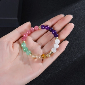 Bracciale variopinto in pietre naturali con quarzo fragola e perle di avventurina