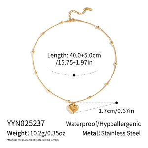 Détails du collier pendentif coeur avec dimensions et informations sur l'acier inoxydable