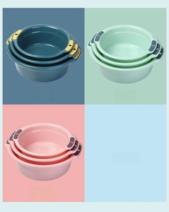 Three-piece stackable plastic washbasins in large, medium and small sizes with handles