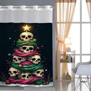 Detail eines wasserdichten Duschvorhangs mit gotischem Totenkopf-Weihnachtsbaum