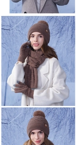 Ensemble d'hiver en tricot marron avec pompon en fourrure, écharpe et gants tactiles