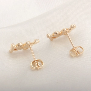 Exquisite 18k gold plated bow and crown heart stud earrings with sparkling zircons