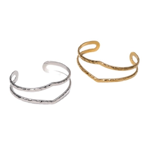 Bracelets ouverts minimalistes en acier inoxydable martelé ondulé, finitions or et argent