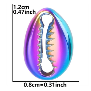 Macro view of shell-shaped DIY pendant with dimensions 1.2cm and rainbow plating