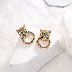 Chic 18K gold plated leopard head stud earrings with colorful cubic zirconia stones