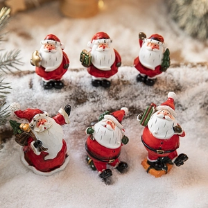 Santa Claus Resin Figurine Christmas Ornament Mini Painted Desktop Decoration Nordic Style Micro Landscape Festive Gift