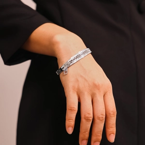 Western style 18k gold plated stainless steel zipper bracelet with pavé rhinestones