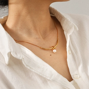 Collana In Acciaio Inossidabile Con Design A Nodo E Ciondolo In Perla Artificial Bianca Stile Ins Francese Gioielli Eleganti Placcati Oro Per Donna
