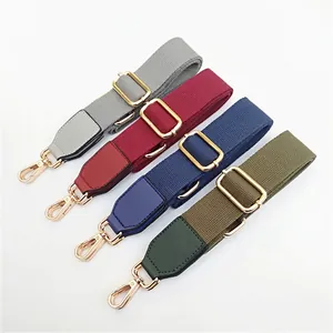 Verstellbare Canvas-Schultergurte in Grau, Burgunder, Marine und Grün mit Gold-Metall-Clips