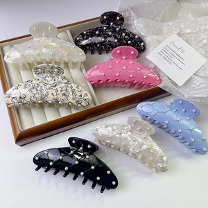 Large Hair Claw Clip Acetate Artificial Pearl Quilted Pattern Mother Of Artificial Pearl Texture Elegant Hair Accessory For Women