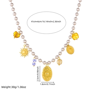 Collana di perline in acciaio inox con ciondolo a girasole e dettagli delle dimensioni
