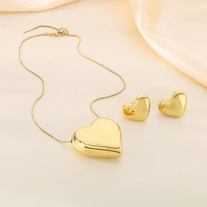 Parure de bijoux en acier inoxydable 18K avec pendentif cœur 3D et boucles d'oreilles