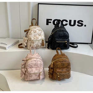 Mini sacs à dos en cuir PU avec motifs d'ours, fermetures en métal et breloques assorties