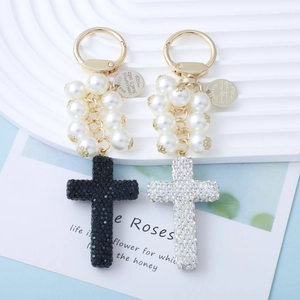 Elegant beaded cross keychain with pearls and rhinestones for bags and car keys