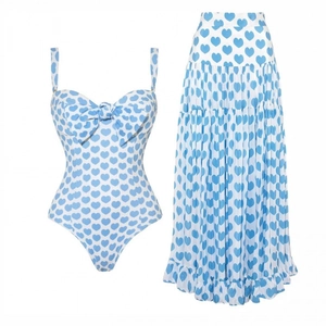 Maillot de bain une pièce imprimé cœur avec jupe longue plissée assortie pour femme