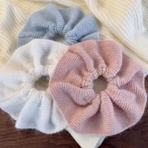 Large Knitted Yarn Scrunchies Ruffled Edge Autumn Winter Hair Ties For Women Elegant Soft Elastic Hair Accessories