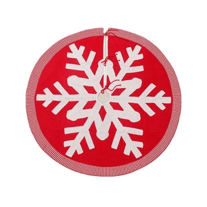 Gonna per albero di Natale in maglia rossa con grande fiocco di neve bianco e righe