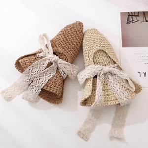 Cappelli di paglia con lacci in pizzo marrone e beige, protezione solare estiva