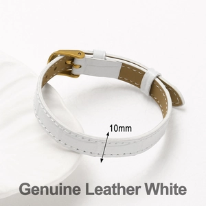 Detail von 10mm weißem Echtleder-Uhrenarmband mit eleganter goldener Schließe