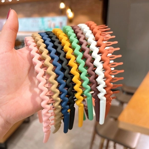Non-slip wavy matte headbands in multiple colors for women's hair styling and face washing