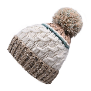 Détail d'un bonnet en maille torsadée multicolore avec doublure thermique et pompon