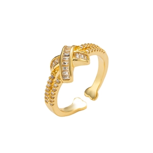 X-förmiger 18K vergoldeter Ring mit Baguette-Zirkonia und verstellbaren Herzenden