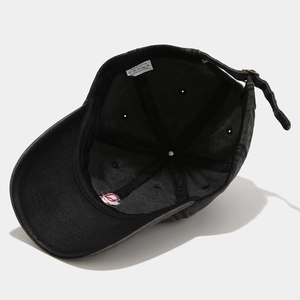 Detail view of the 100% cotton inner lining and stitching of the vintage baseball cap