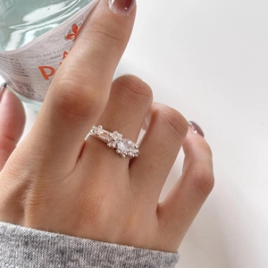 S925 sterling silver ring featuring irregular bubble beads and round clear zircon stones