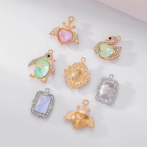 Sparkling multi-color crystal alloy pendants for DIY necklaces and jewelry making