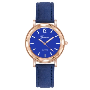Montre Femme Quartz Boîtier Or Rose Verre Facetté Bracelet Cuir Mat Élégante Mode Décontractée Montre-Bracelet