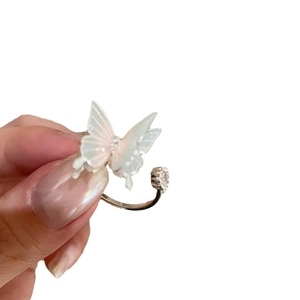 Sparkling silver butterfly zircon open ring for women with iridescent wing detail