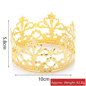 Detail of golden hollow crown with dimensions 10cm diameter and 5.8cm height