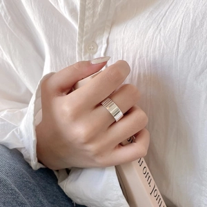 Minimalist wide ribbed S925 sterling silver ring in high-polish silver finish for women