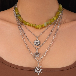 Collier Multi-Rangs Bohême Alliage Pierre Concassée Pendentif Soleil Étoile Bijoux Vintage Femmes