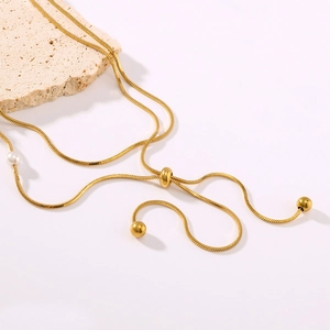 Mehrlagige 18k vergoldete Edelstahl-Schlangenkette mit Perle und goldenen Perlenanhänger