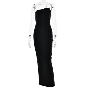 Robe longue élégante noire à une épaule avec strass, coupe ajustée et dos nu sexy