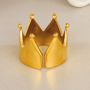 Polished 18k gold crown ring with a minimalist open design for adjustable sizing