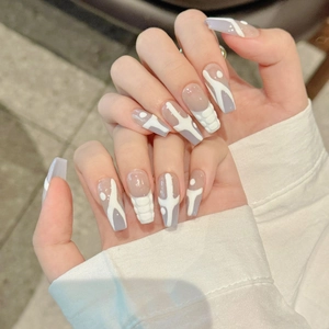 Hand-painted 3D textured coffin fake nails in elegant grey-purple and white design