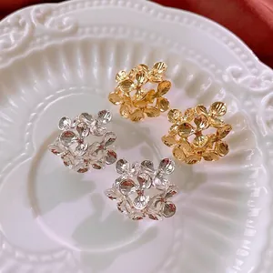 Vintage Flower Cluster Stud Earrings With Silver Earring Post Alloy Hammered Texture Chic Niche Jewelry For Women