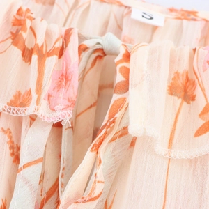 Minikleid aus Chiffon mit Blumenmuster, Kordelzug am Ausschnitt und langen Ärmeln