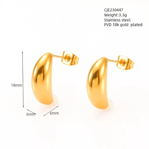 Technical drawing showing dimensions of 18k gold plated drop earrings on white background
