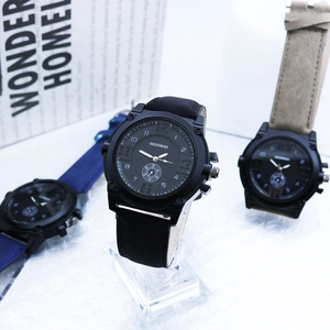 Men's business quartz watch with large hollow numbers dial and black leather strap